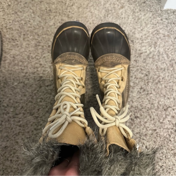 Sorel Joan of Arctic leather snow boots waterproof - size 7 - Picture 5 of 10